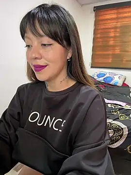 Bruja lu online show from February 4, 7:33 pm