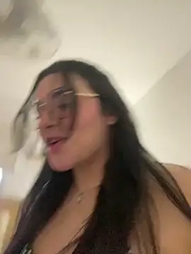 Snapshot of Lia_flowers chatting on January 25, 11:00 pm Lia flowers online show from January 25, 11:00 pm