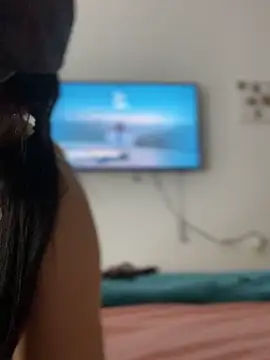 Snapshot of Lia_flowers chatting on January 27, 12:01 am Lia flowers online show from January 27, 12:01 am