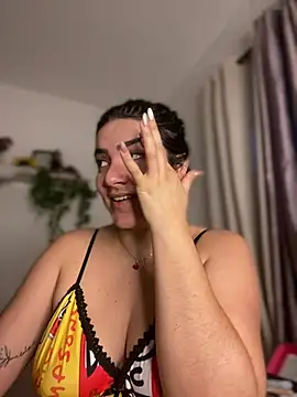 Snapshot of Lia_flowers chatting on January 29, 11:14 pm Lia flowers online show from January 29, 11:14 pm