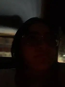 Snapshot of Lia_flowers chatting on February 13, 12:24 am Lia flowers online show from February 13, 12:24 am