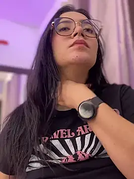 Snapshot of Lia_flowers chatting on February 14, 6:45 am Lia flowers online show from February 14, 6:45 am