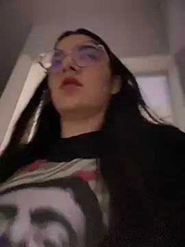 Snapshot of Lia_flowers chatting on March 18, 5:31 am Lia flowers online show from March 18, 5:31 am