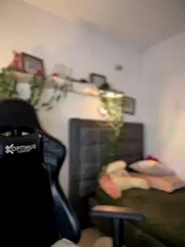 Snapshot of Lia_flowers chatting on September 14, 12:54 am Lia flowers online show from September 14, 12:54 am