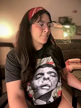 Snapshot of Lia_flowers chatting on September 23, 12:13 am Lia flowers online show from September 23, 12:13 am