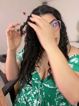 Lia flowers online show from February 13, 11:12 pm