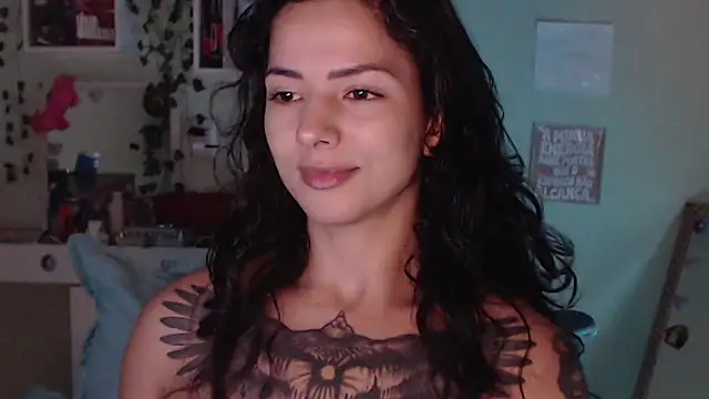 Snapshot of BeellyDance chatting on April 30, 12:44 pm BeellyDance online show from April 30, 12:44 pm