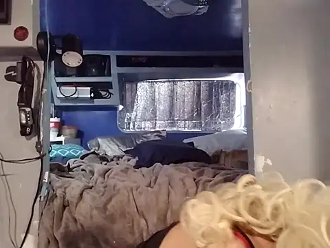 jtru304 online show from November 13, 4:28 pm