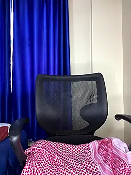 sweetestval online show from January 8, 8:16 am