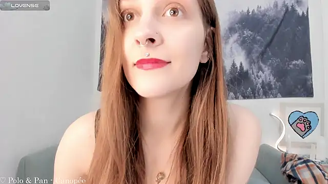 Snapshot of SolarAlice chatting on March 13, 9:16 pm SolarAlice online show from March 13, 9:16 pm