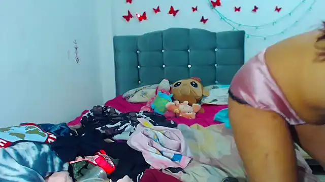 AmaraRoberts420 online show from January 16, 3:34 am