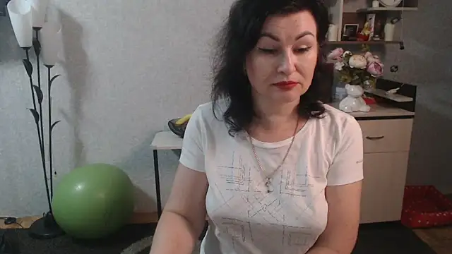 Snapshot of BeatriksS chatting on February 11, 5:07 pm BeatriksS online show from February 11, 5:07 pm