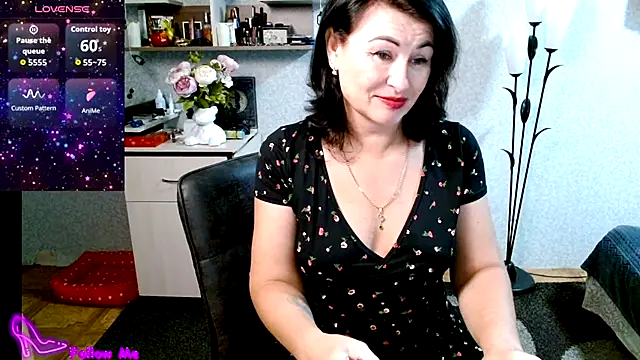 Snapshot of BeatriksS chatting on September 28, 3:50 pm BeatriksS online show from September 28, 3:50 pm