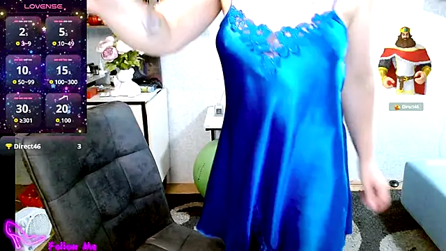 Snapshot of BeatriksS chatting on October 2, 4:58 pm BeatriksS online show from October 2, 4:58 pm