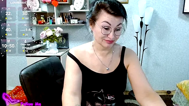 Snapshot of BeatriksS chatting on October 28, 4:09 pm BeatriksS online show from October 28, 4:09 pm