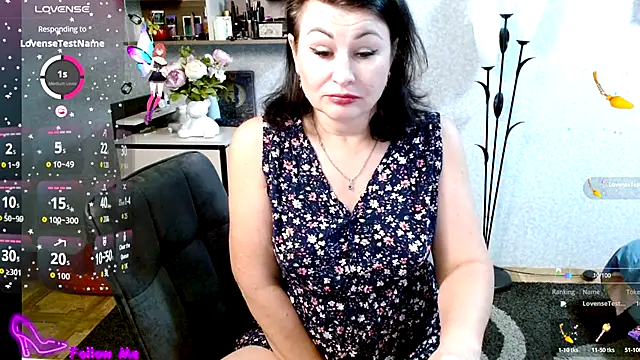 Snapshot of BeatriksS chatting on November 8, 3:34 pm BeatriksS online show from November 8, 3:34 pm