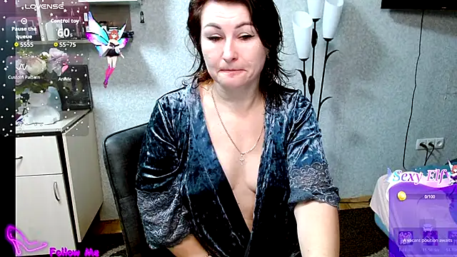 Snapshot of BeatriksS chatting on December 15, 8:24 pm BeatriksS online show from December 15, 8:24 pm