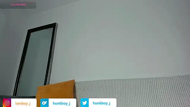 Snapshot of FitnessMaleModel chatting on October 5, 5:55 pm FitnessMaleModel online show from October 5, 5:55 pm