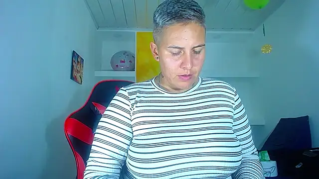 Yessi rousse online show from March 20, 5:04 pm