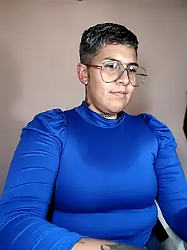 Snapshot of Yessi_rousse chatting on January 16, 1:31 am Yessi rousse online show from January 16, 1:31 am