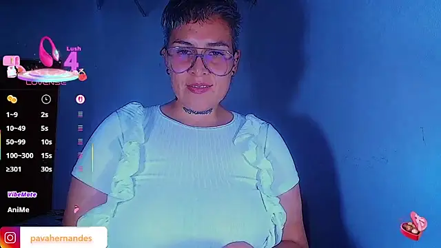 Snapshot of Yessi_rousse chatting on February 13, 12:50 am Yessi rousse online show from February 13, 12:50 am