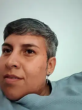 Snapshot of Yessi_rousse chatting on February 24, 7:12 pm Yessi rousse online show from February 24, 7:12 pm