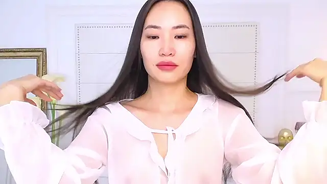 NaomiYuu online show from January 18, 2:25 am