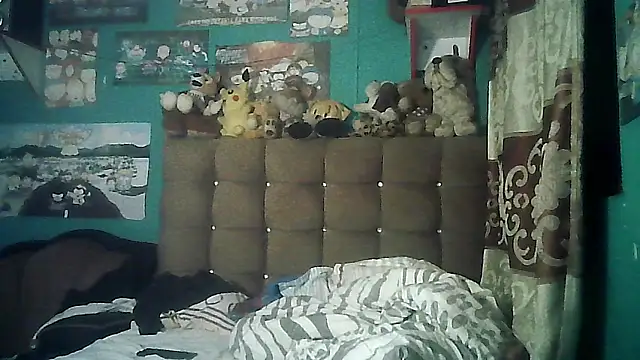 Snapshot of Valesh20 chatting on November 12, 12:11 am Valesh20 online show from November 12, 12:11 am