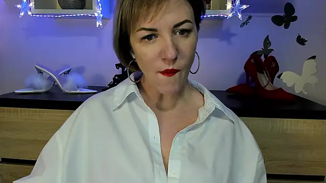 feliziaDesire online show from January 19, 9:55 am