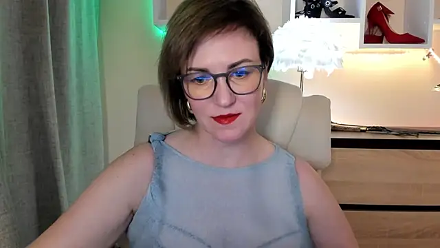 feliziaDesire online show from November 16, 2:00 pm