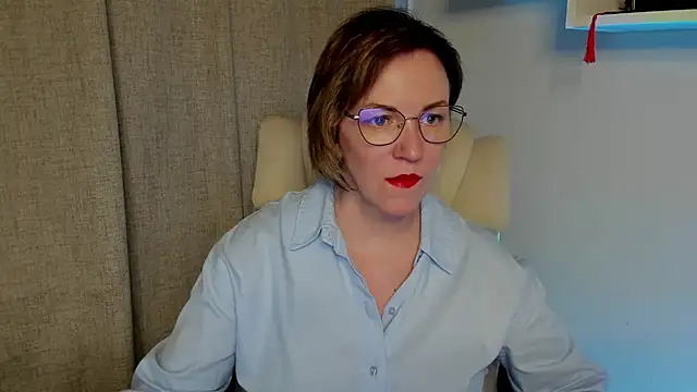 feliziaDesire online show from May 9, 6:29 am