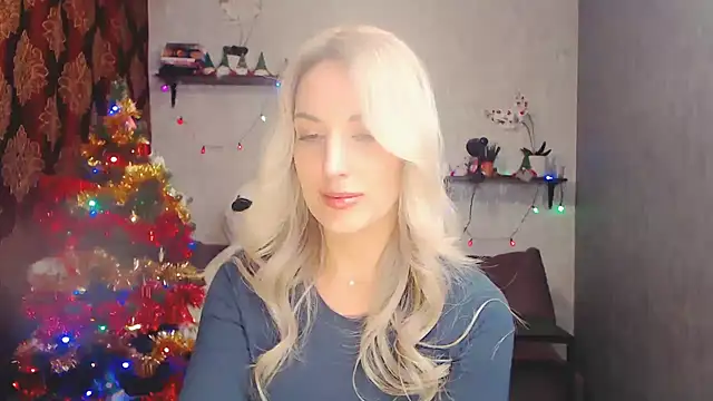 MillaXQueen online show from December 14, 1:27 pm