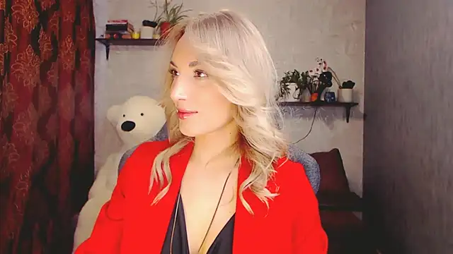 MillaXQueen online show from March 15, 5:19 am