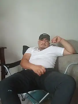 hungpenis210 online show from June 8, 4:07 pm