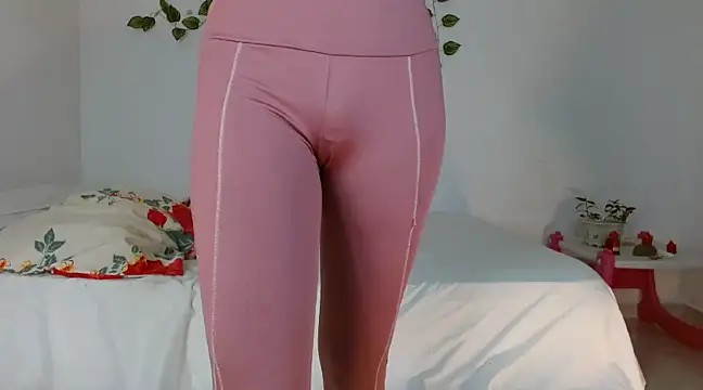 Nayade online show from February 9, 1:22 am