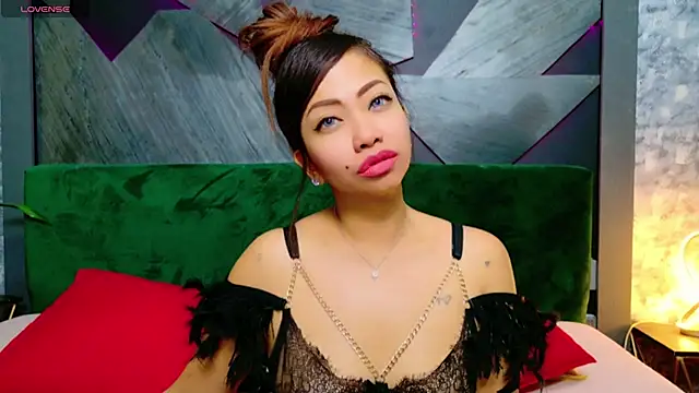 ElyaQuinn online show from January 13, 9:52 am