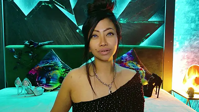 ElyaQuinn online show from May 25, 8:31 am