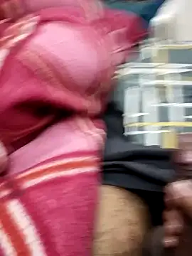 Snapshot of Sanny212 chatting on February 5, 10:41 am Sanny212 online show from February 5, 10:41 am