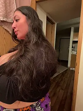 BustiBunny69 online show from December 12, 5:31 am