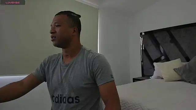 AnnieAndStefan online show from January 12, 7:42 pm