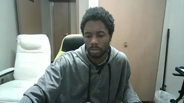 Snapshot of Kim_and_Dee chatting on March 3, 9:37 am Kim and Dee online show from March 3, 9:37 am