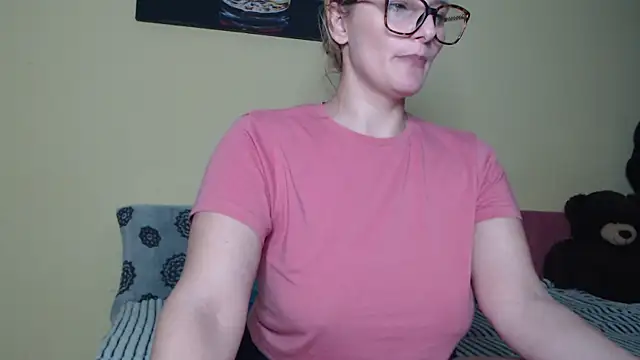 alicesweet21 online show from January 26, 11:50 pm