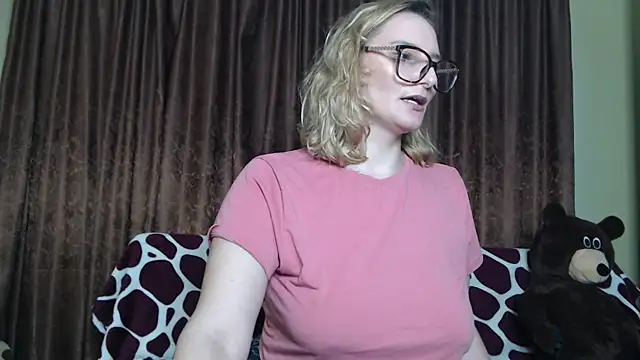 alicesweet21 online show from March 4, 12:50 am