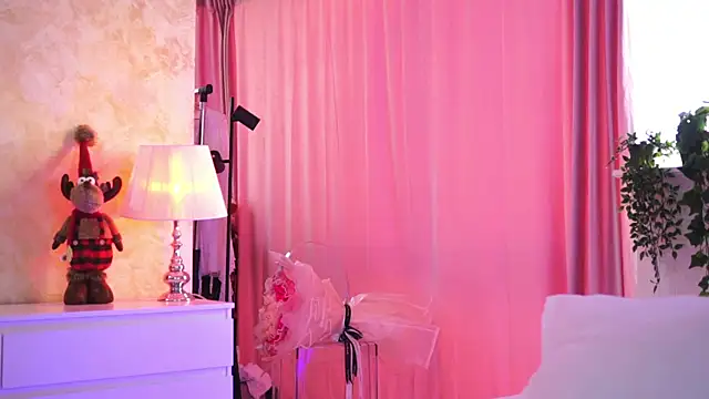 ArtTeasee online show from December 19, 9:27 am