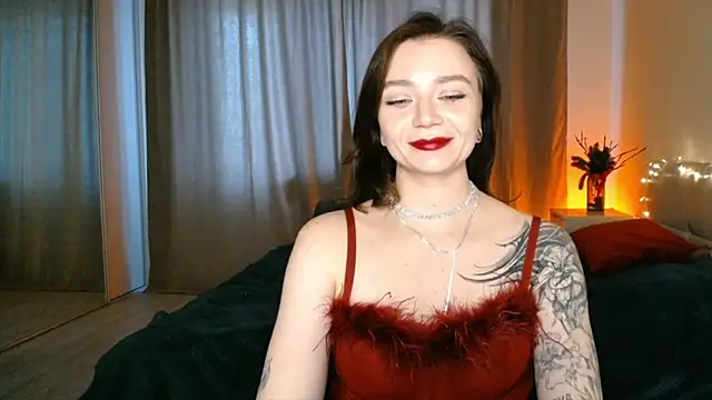 Snapshot of Shadow_Passion chatting on January 6, 7:42 am Shadow Passion online show from January 6, 7:42 am