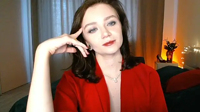 Snapshot of Shadow_Passion chatting on January 7, 7:42 am Shadow Passion online show from January 7, 7:42 am