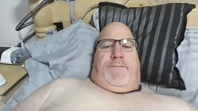 Bigbear0563 online show from December 19, 3:41 pm