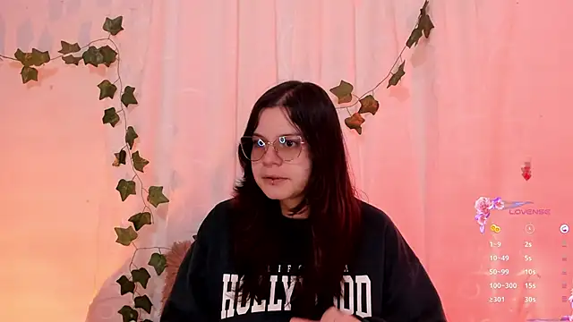 Mey moon online show from March 18, 10:15 pm