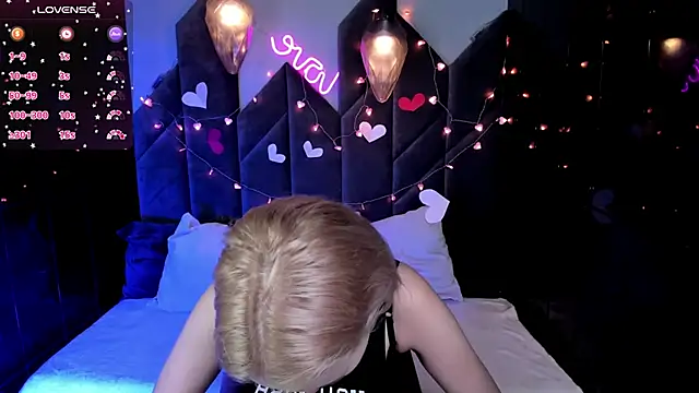 StephanieSweety online show from February 13, 2:09 pm