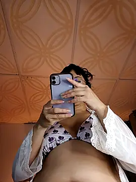 Snapshot of Piafisher1 chatting on October 17, 1:20 am Piafisher1 online show from October 17, 1:20 am